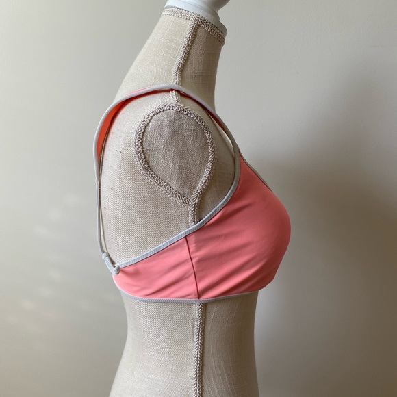 Aerie Bikini Top Pink and White - Picture 4 of 10